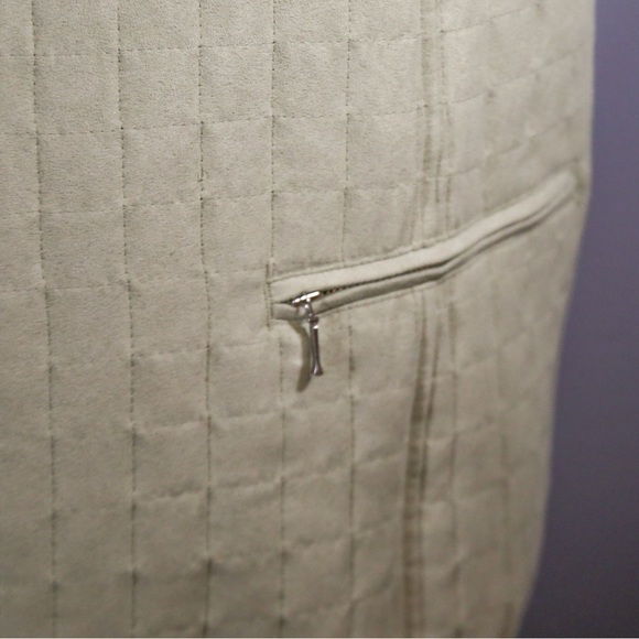 CJ Banks Mint Quilted Vest - Picture 2 of 9